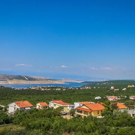 2 Bedroom Stunning In